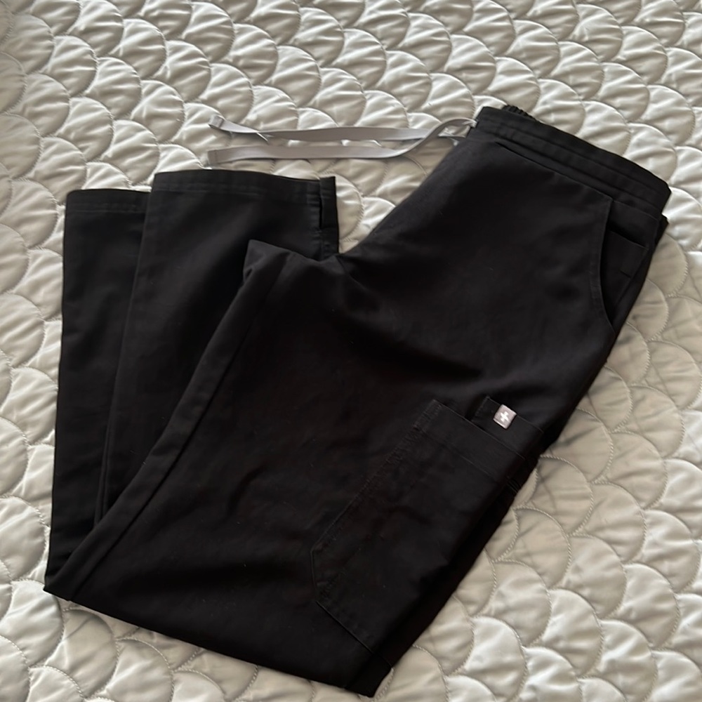 Figs straight scrub pants